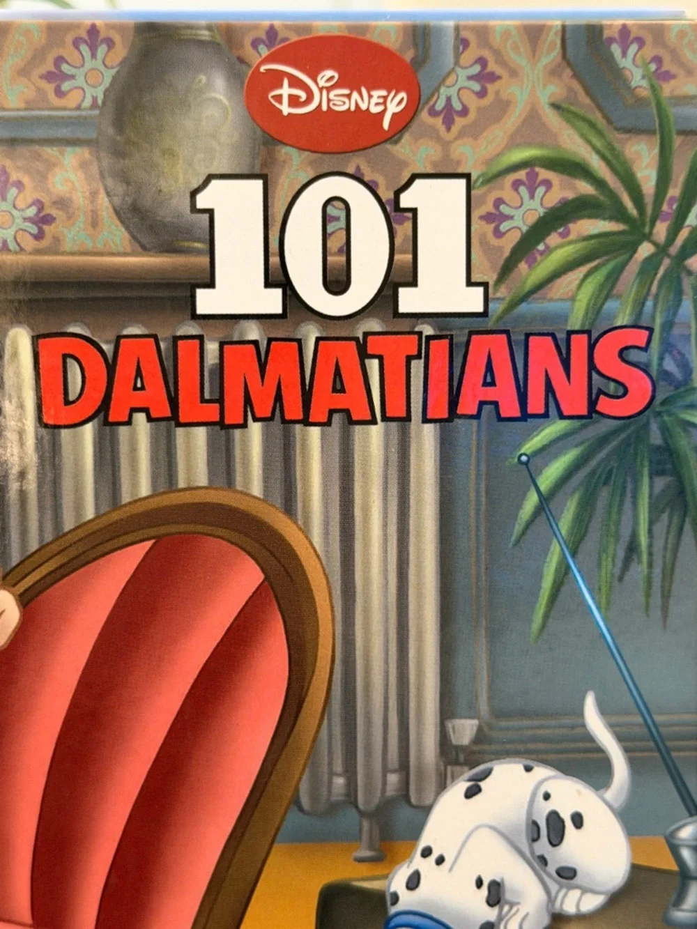 Set of 2 Disney Books~ 101 Dalmatians & Dumbo
